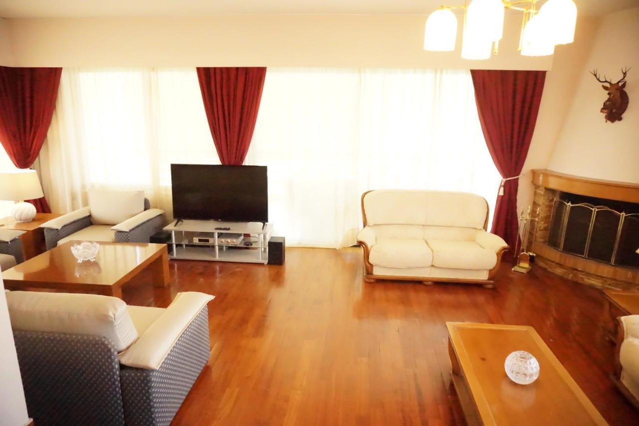 Luxury Athenian Riviera Apartment 135 Sqm At Voula Exterior photo